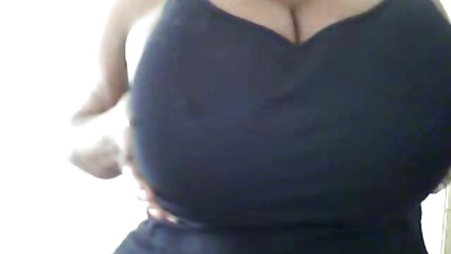Une adolescente enceinte en film francais porno complet lactation fait une pipe à la BBC pour de l'argent allemand