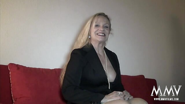 Reality Lovers - Dishing Out Pleasure VOYEUR movie french porn