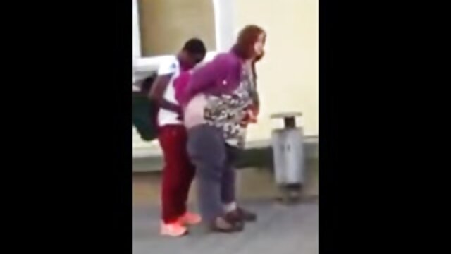 AMANT À MANCHON + UN PEU D'AMOUR belle mere french porn SUPPLÉMENTAIRE